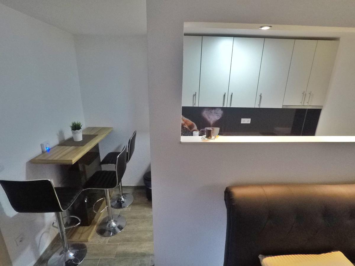Studio Apartman Centar Banja Luka Exterior foto